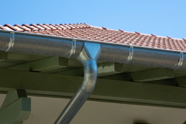 Eavestrough Repair in Henderson