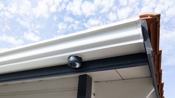 Seamless Gutters Installation in Henderson