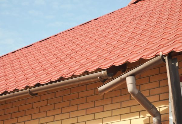 Loose Gutter Repair in Henderson